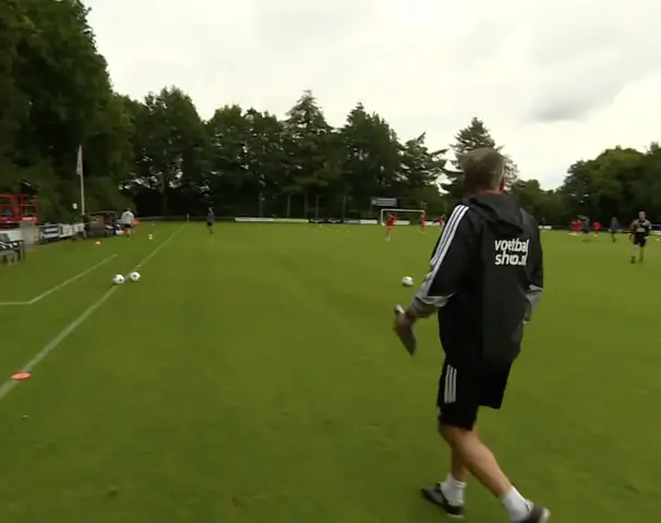 Het leven van trainer Henk de Jong moest veranderen