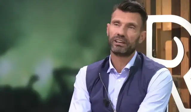 Feyenoord-supporters klagen over 'Ruud van der Knaak'