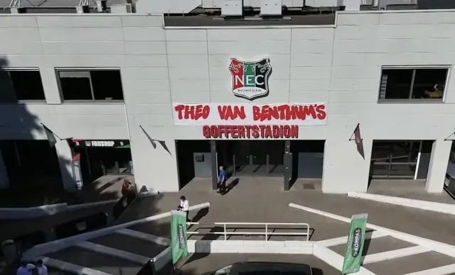 Samenvatting NEC-NAC 3-0 (Linssen scoort vanaf de middenlijn)