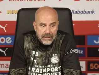 Bosz snapt niets van uitspraken AZ-trainer
