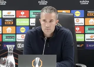 Van Persie wil topper Feyenoord-PSV verplaatsen