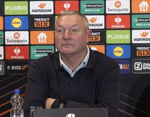 Ron Jans furieus: "Arbitrage schandelig"