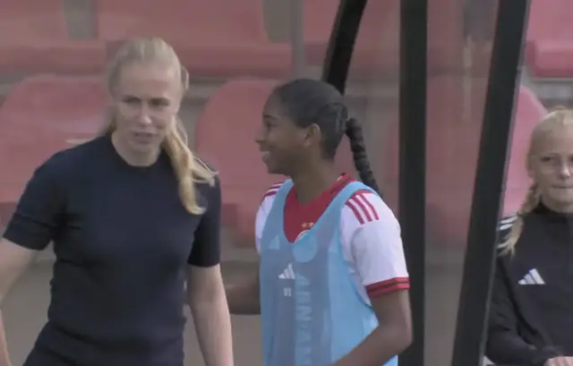 Samenvatting Ajax - ADO Den Haag 6-0 (vrouwen)