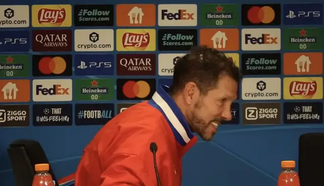 Waarom verlaat Diego Simeone abrupt perskamer PSV